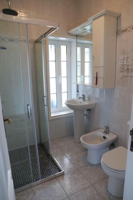 Maison Familiale De Caractere Avec Piscine Padronelo Luaran gambar