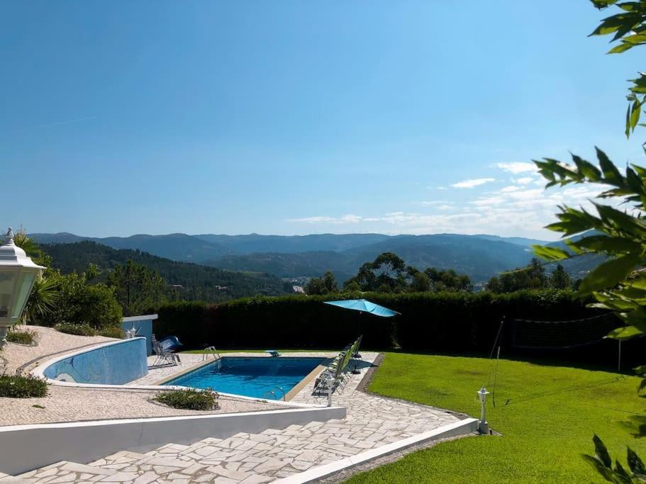 Maison Familiale De Caractere Avec Piscine Padronelo Luaran gambar