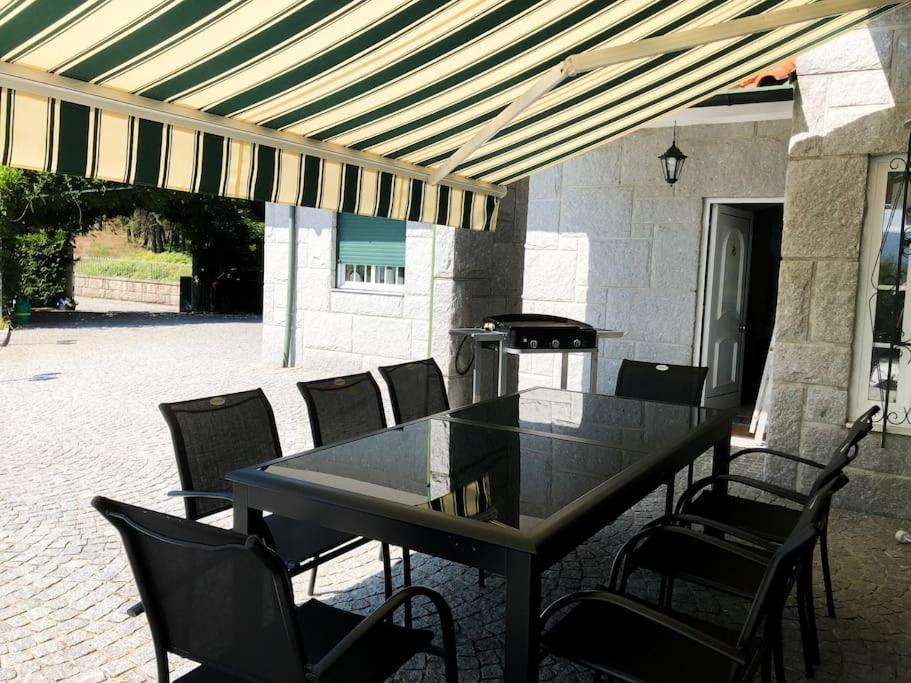 Maison Familiale De Caractere Avec Piscine Padronelo Luaran gambar